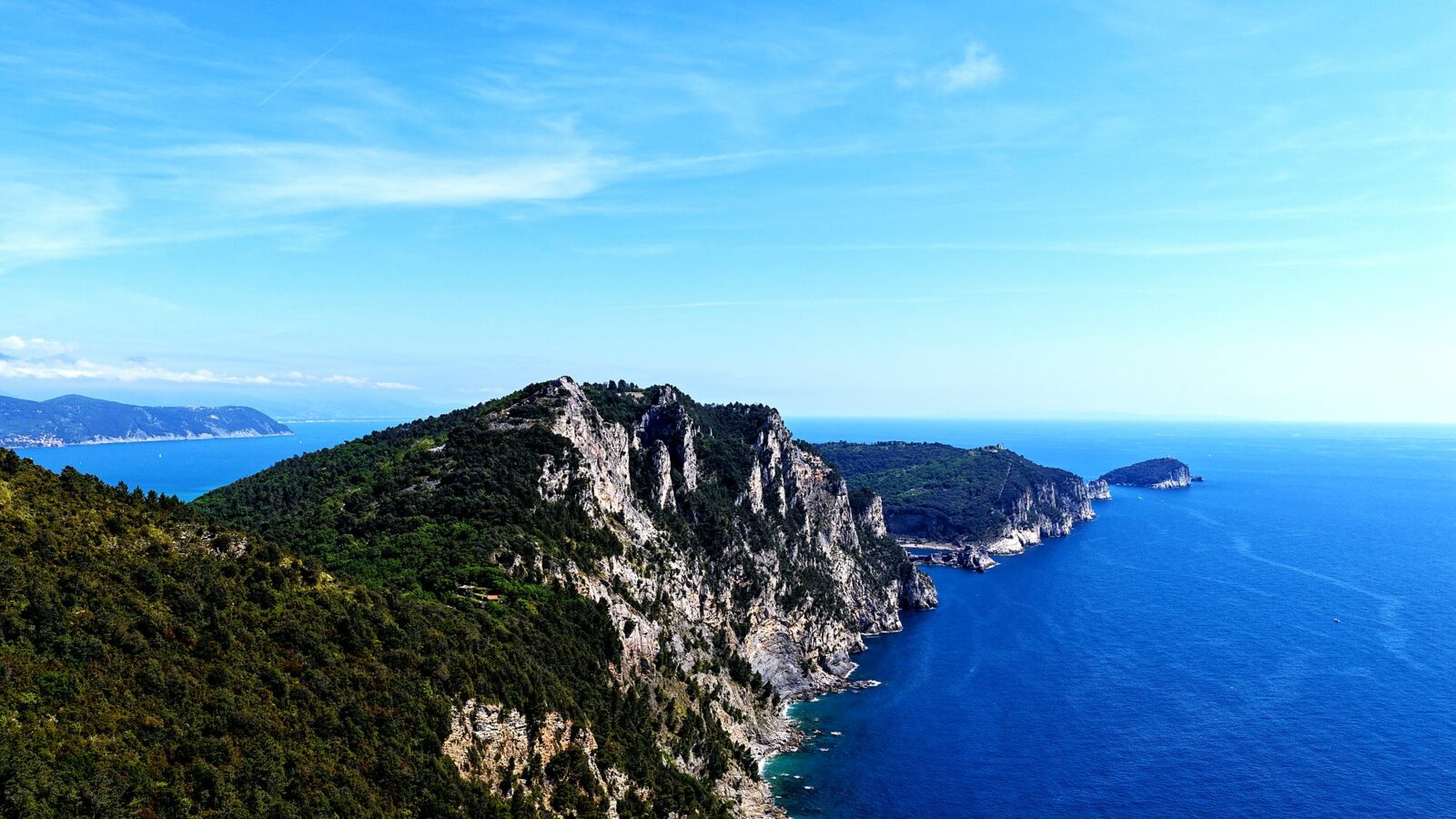 Il Golfo dei Poeti Ripreso dal Drone